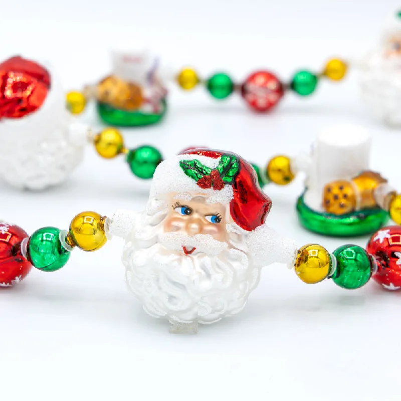 Snacktime Santa Garland