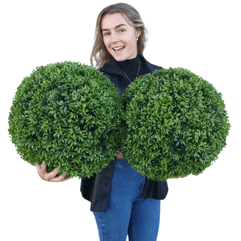 Set of 2 Large 16 inch Better Than A Boxwood Topiary Balls